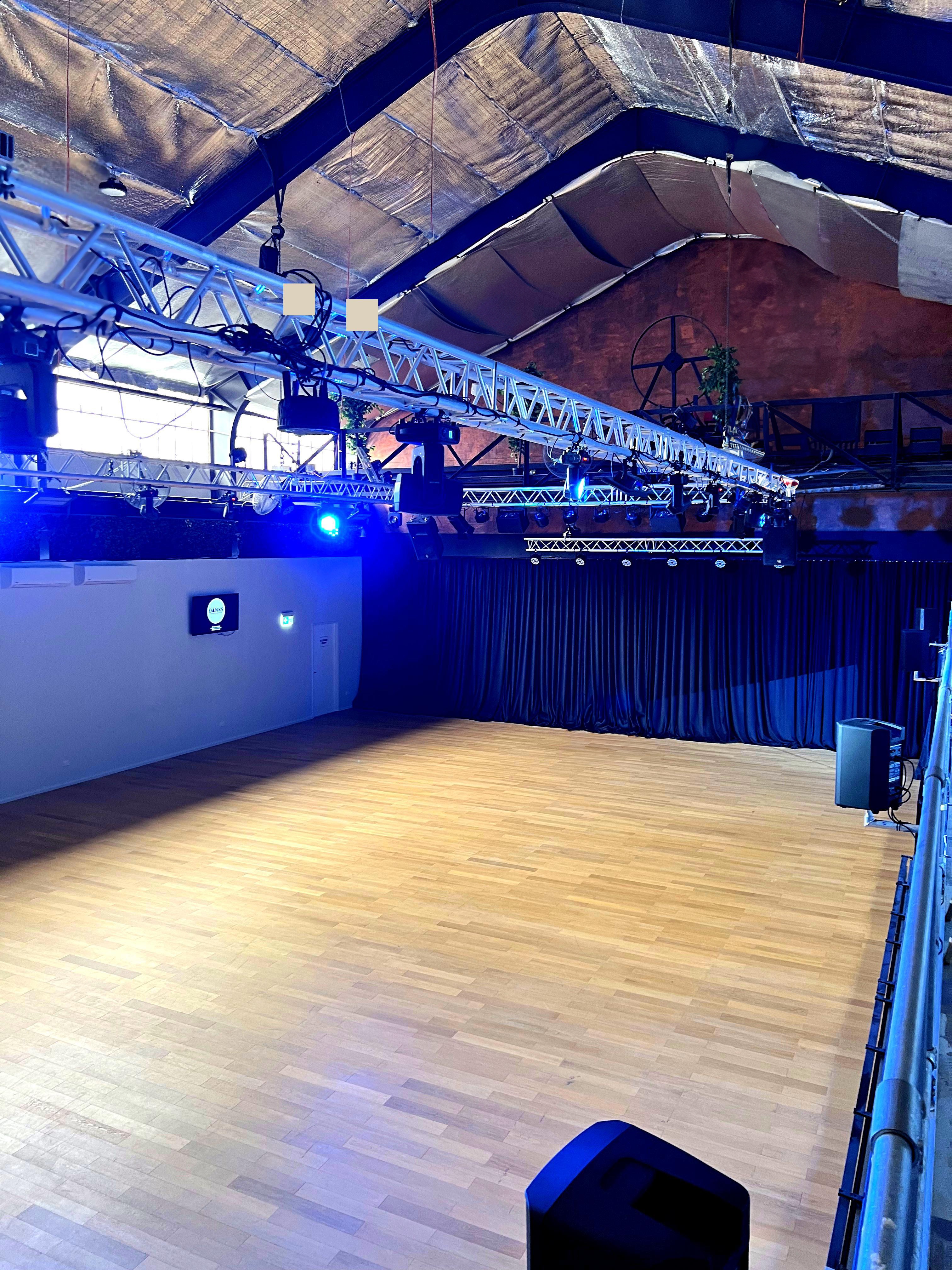 The Gantry side perspective
